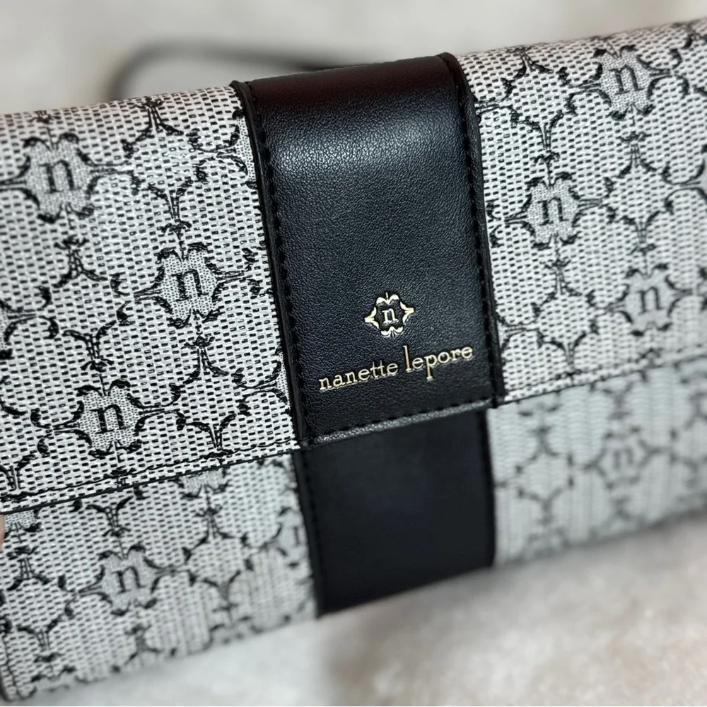 Nanette Laporte Black &‎ Gray Pattern Crossbody Purse W/ Fold Over Snap Closure